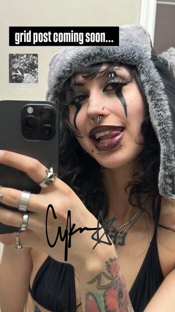Leaked Suedmza private photo viral onlyfans