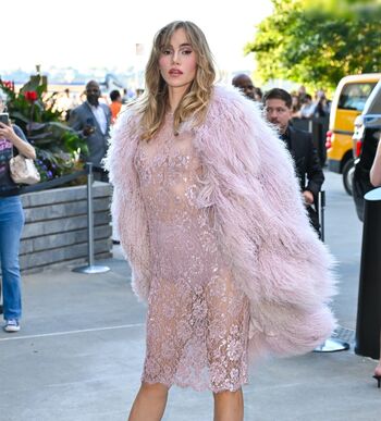 Suki Waterhouse