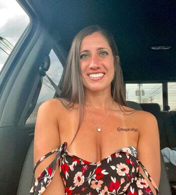 Leaked Sun babe private photo viral onlyfans