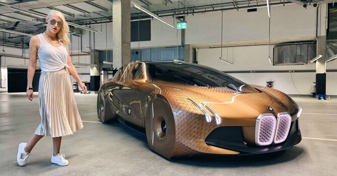 Supercar Blondie