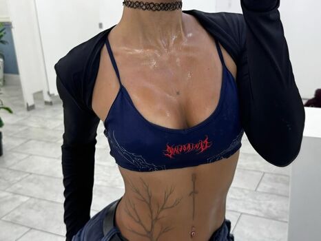 Sweaty Girls Megathread