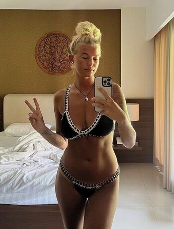 Leaked Swedish girls private photo viral onlyfans