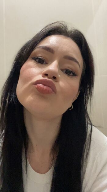 Leaked Sweet girl private photo viral onlyfans