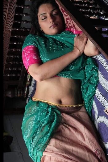 Leaked Swetha menon private photo viral onlyfans