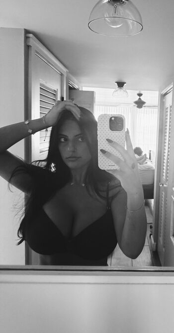 Leaked Sydney monello page private photo viral onlyfans