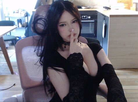 Leaked T winter private photo viral onlyfans