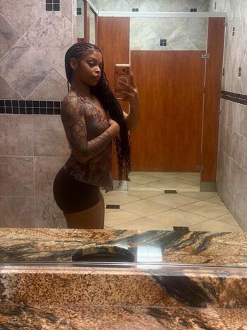 Leaked Taiispicyy private photo viral onlyfans