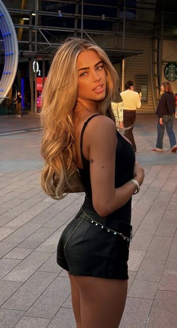 Leaked Tallulah metcalfe private photo viral onlyfans