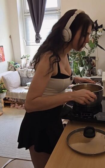 Leaked Tania derveaux page private photo viral onlyfans