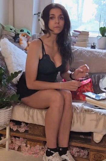 Leaked Tania derveaux private photo viral onlyfans
