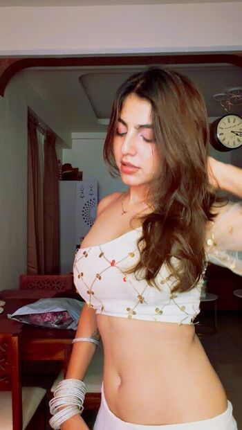 Taniya Oberoi