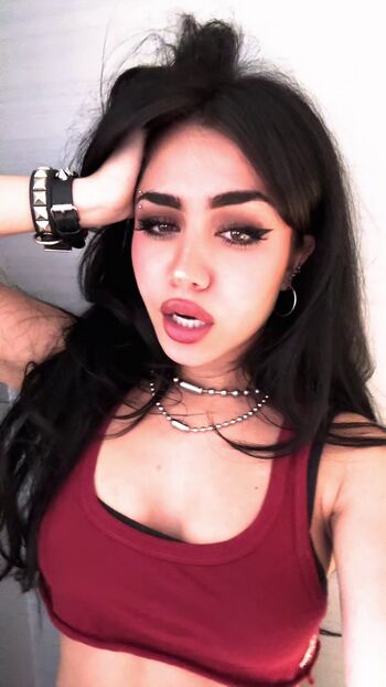 Leaked Tara yummy page private photo viral onlyfans