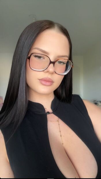 Leaked Tastaraa private photo viral onlyfans