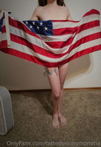 Leaked Tattedskinnymomma private photo viral onlyfans