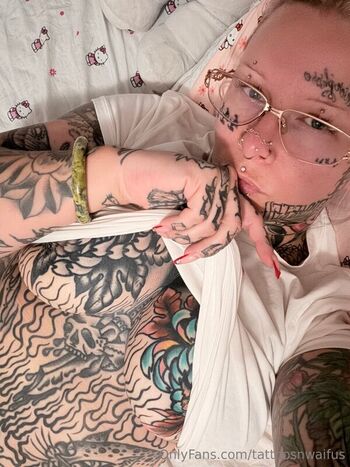 tattoosnwaifus