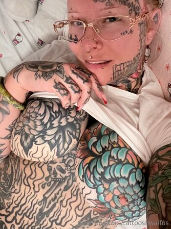tattoosnwaifus
