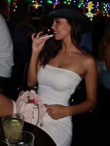 Leaked Tay leiha clark page private photo viral onlyfans