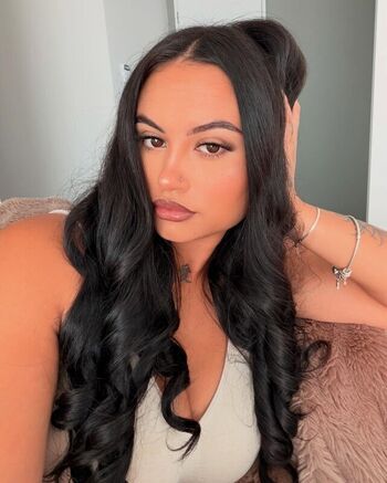 taylaraywhite