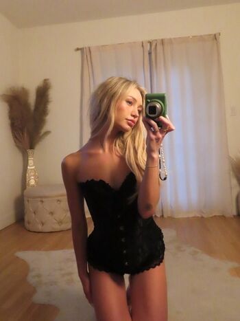 Leaked Taylor hudson  page private photo viral onlyfans