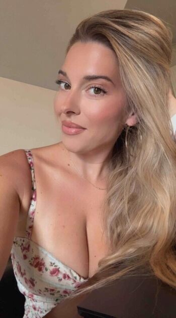 Leaked Taylor mathis private photo viral onlyfans