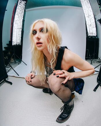 Leaked Taylor momsen private photo viral onlyfans