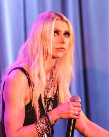 Taylor Momsen