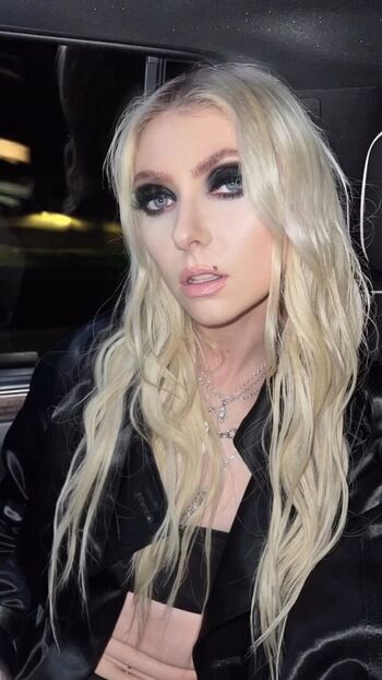 Leaked Taylor momsen private photo viral onlyfans