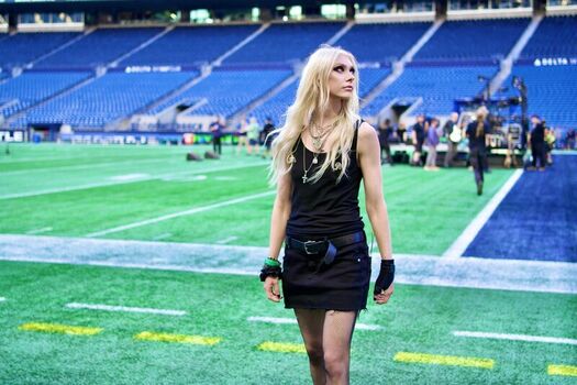 Leaked Taylor momsen private photo viral onlyfans
