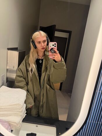 Leaked Taylor momsen private photo viral onlyfans