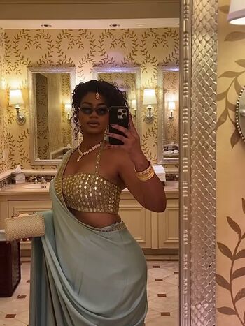 Leaked Taylor rooks page private photo viral onlyfans