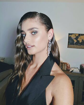 Leaked Taylorhill private photo viral onlyfans