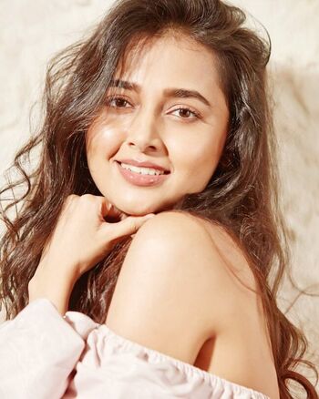 Leaked Tejasswi prakash page private photo viral onlyfans
