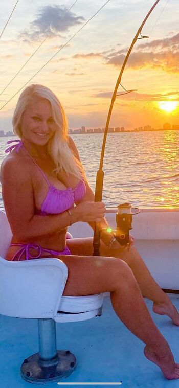 Leaked Texas hotwife private photo viral onlyfans