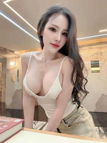 Leaked Thai girls  page private photo viral onlyfans