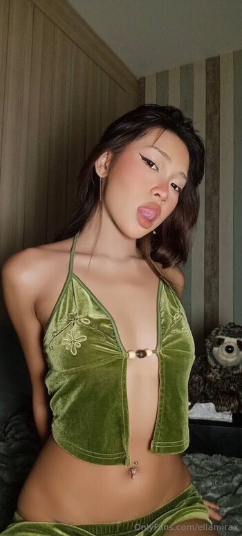 Leaked Thai girls  page private photo viral onlyfans