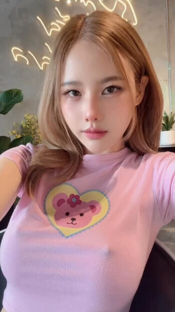 Leaked Thai girls  page private photo viral onlyfans