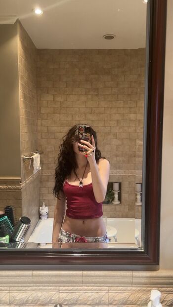 Thatangelnamedamber