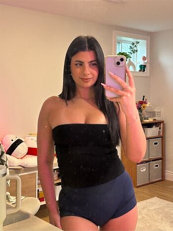 Leaked Thatgirlgatto page private photo viral onlyfans