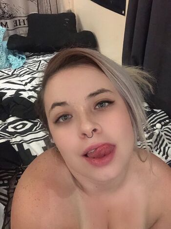 Leaked Thatgirlsly private photo viral onlyfans