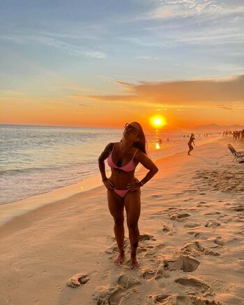 Leaked Thatiane oliveira private photo viral onlyfans