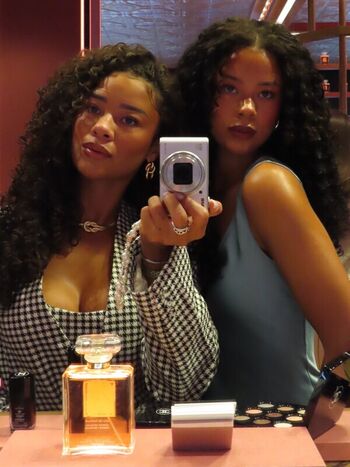 The Learmann Twins