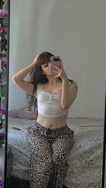 Leaked Theakaleina private photo viral onlyfans