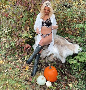 Leaked Thebigtittiecommittee private photo viral onlyfans