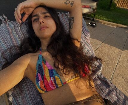 Leaked Thefarahdarwish private photo viral onlyfans