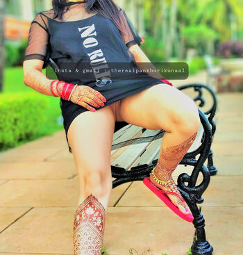 Leaked Therealpankhurikunaal page private photo viral onlyfans