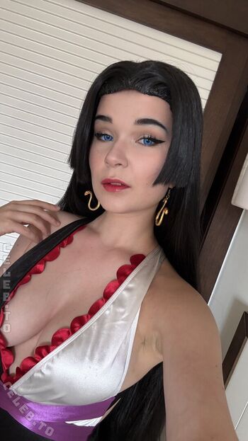Leaked Therlyen page private photo viral onlyfans