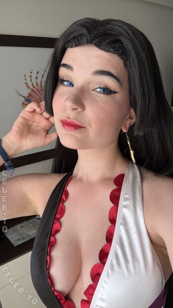 Leaked Therlyen page private photo viral onlyfans