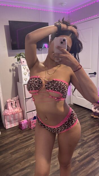 Leaked Theyluvstonie private photo viral onlyfans