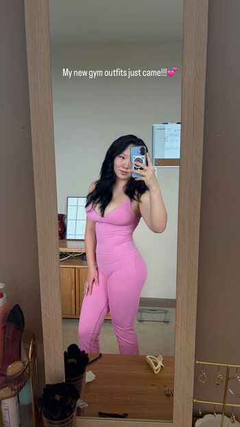 Leaked Thick asian women private photo viral onlyfans