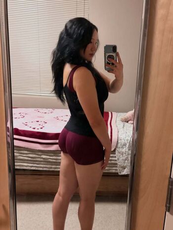 Leaked Thick asian women private photo viral onlyfans
